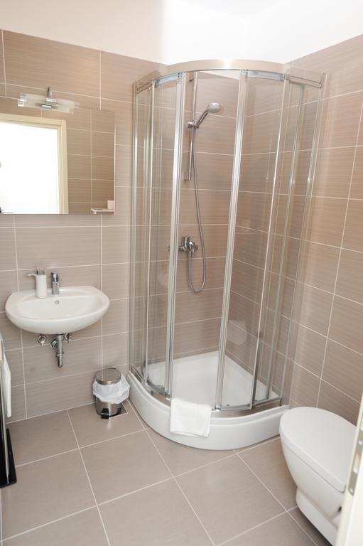 Aurora Apartments Шибеник Номер фото